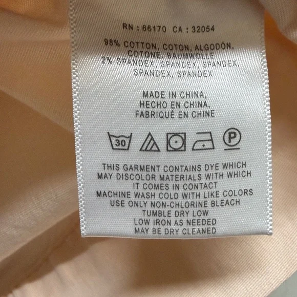 Pilcro and the Letterpress Anthropologie
Cargo mini skirt with A-line fit - Picture 2 of 6